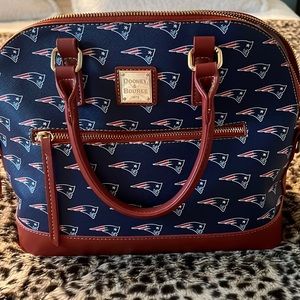 Patriots Dooney and Bourke bag